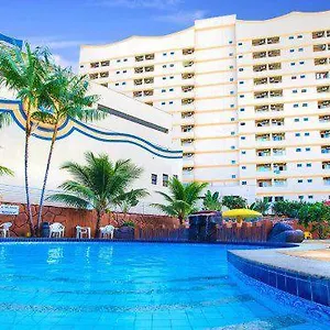 Quarto Studio Golden Dolphin Grand Piscinas - 24 Horas Apartamento